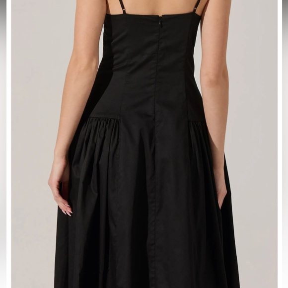 ASTR the Label Women's Linen Drop-Waist Dress-M - Picture 4 of 8